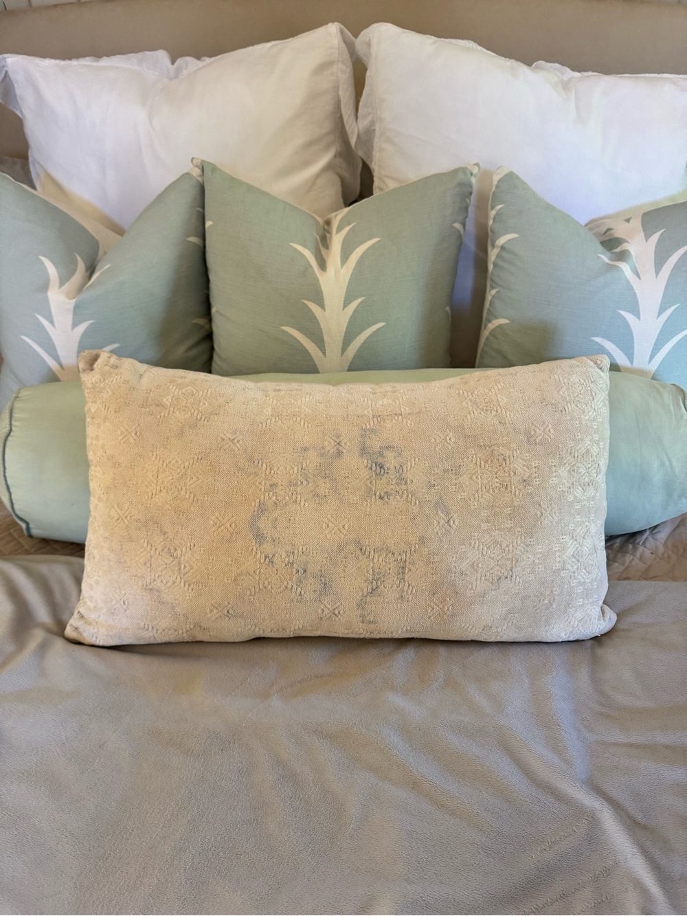 Lumbar pillow